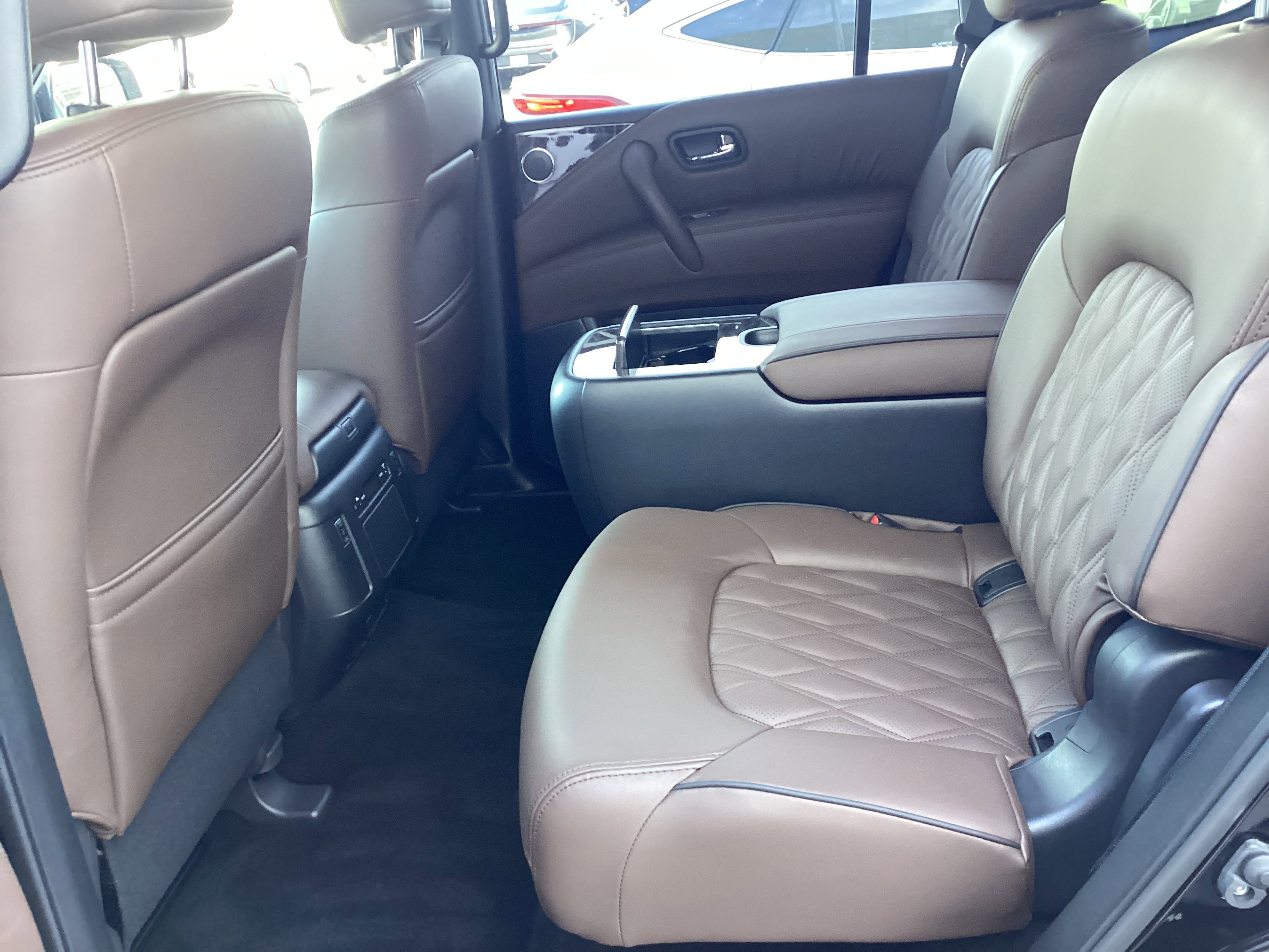 Used 2024 Nissan Armada Platinum w/ Captain's Chairs Package image 30