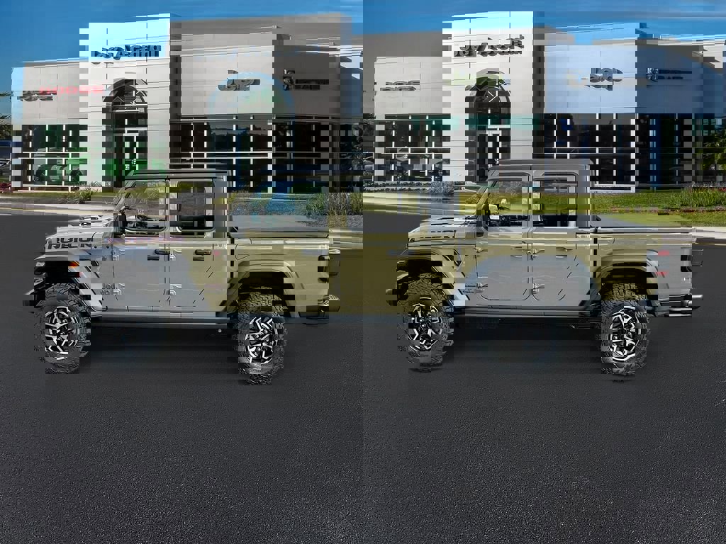 New 2026 Jeep Gladiator Rubicon w/ Dual Top Group image 5
