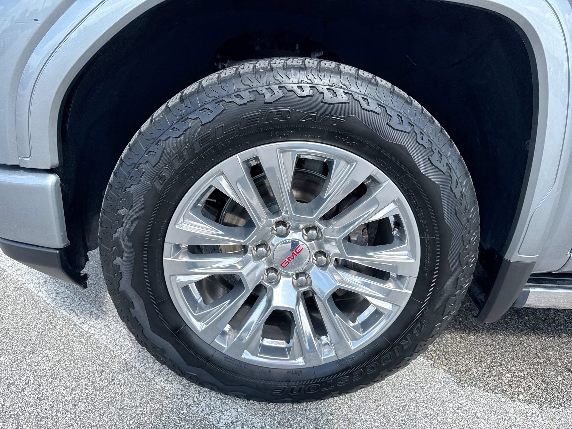 Used 2024 GMC Sierra 1500 Denali w/ Technology Package AWD/4WD image 19