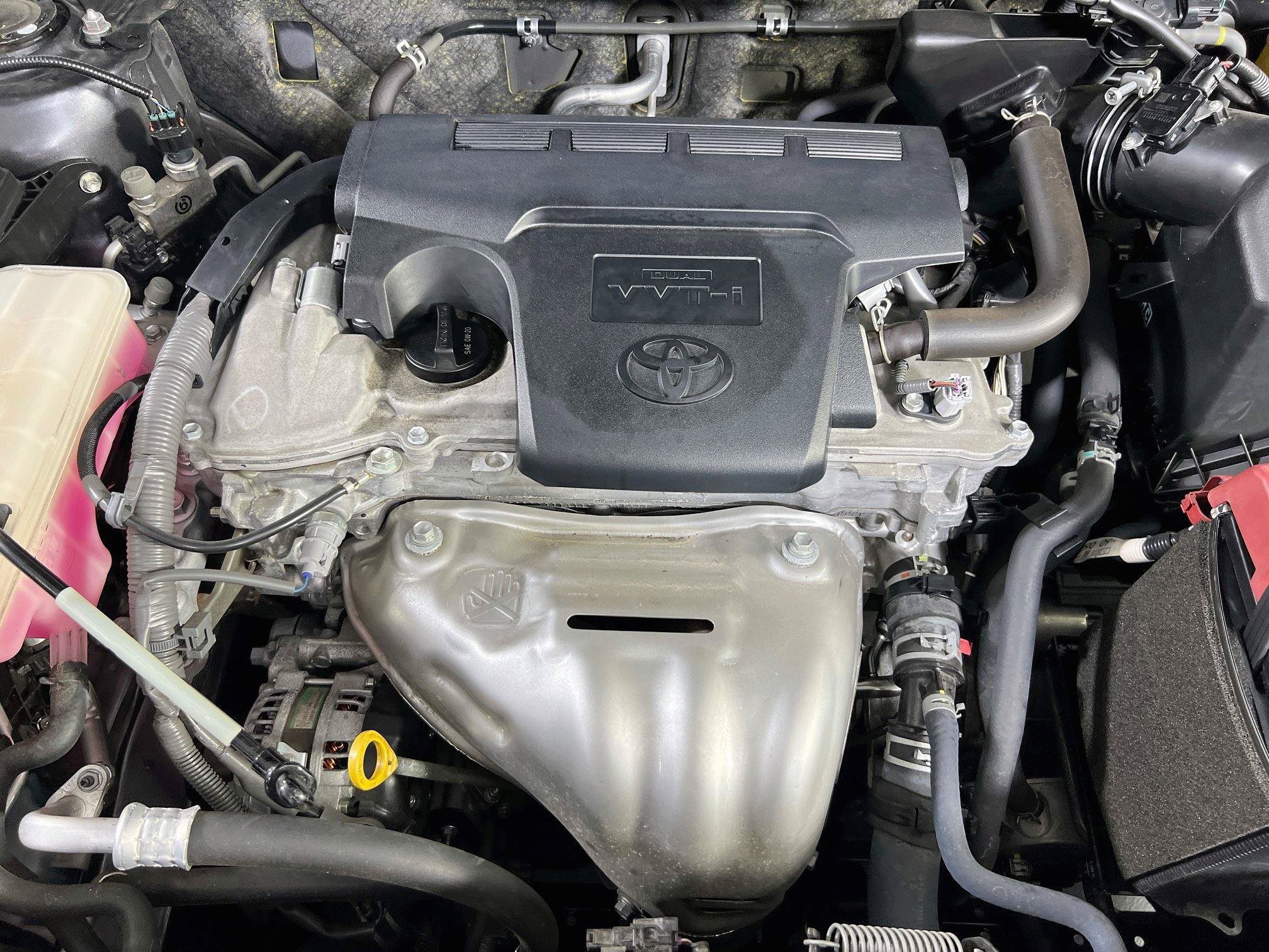 Used 2018 Toyota RAV4 XLE AWD/4WD image 28