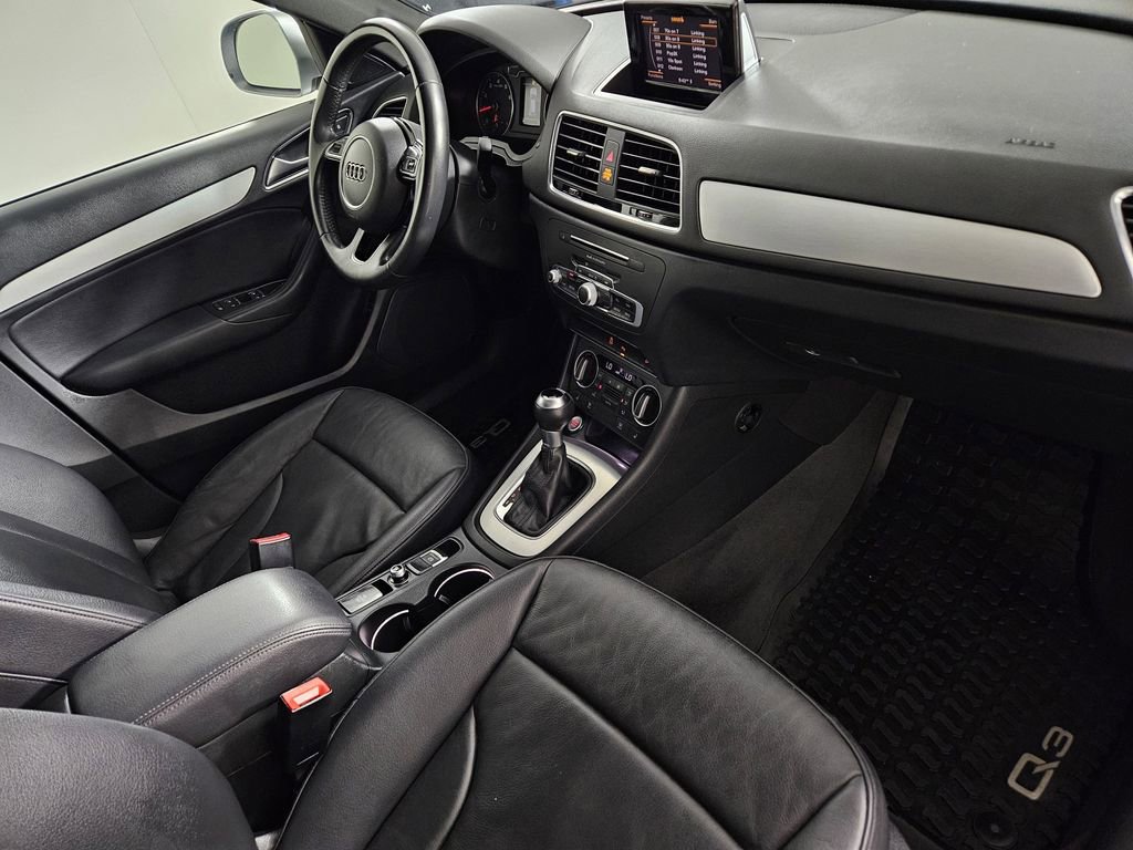 Used 2018 Audi Q3 2.0T Premium image 30
