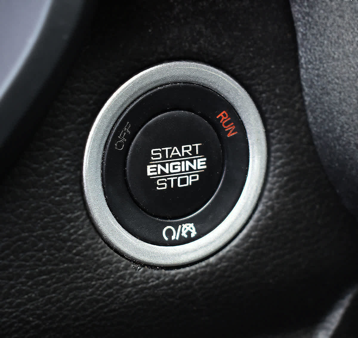 Used 2025 RAM 1500 Warlock AWD/4WD image 16