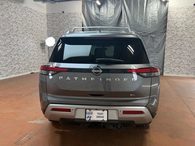 Used 2022 Nissan Pathfinder SL w/ SL Premium Package image 5