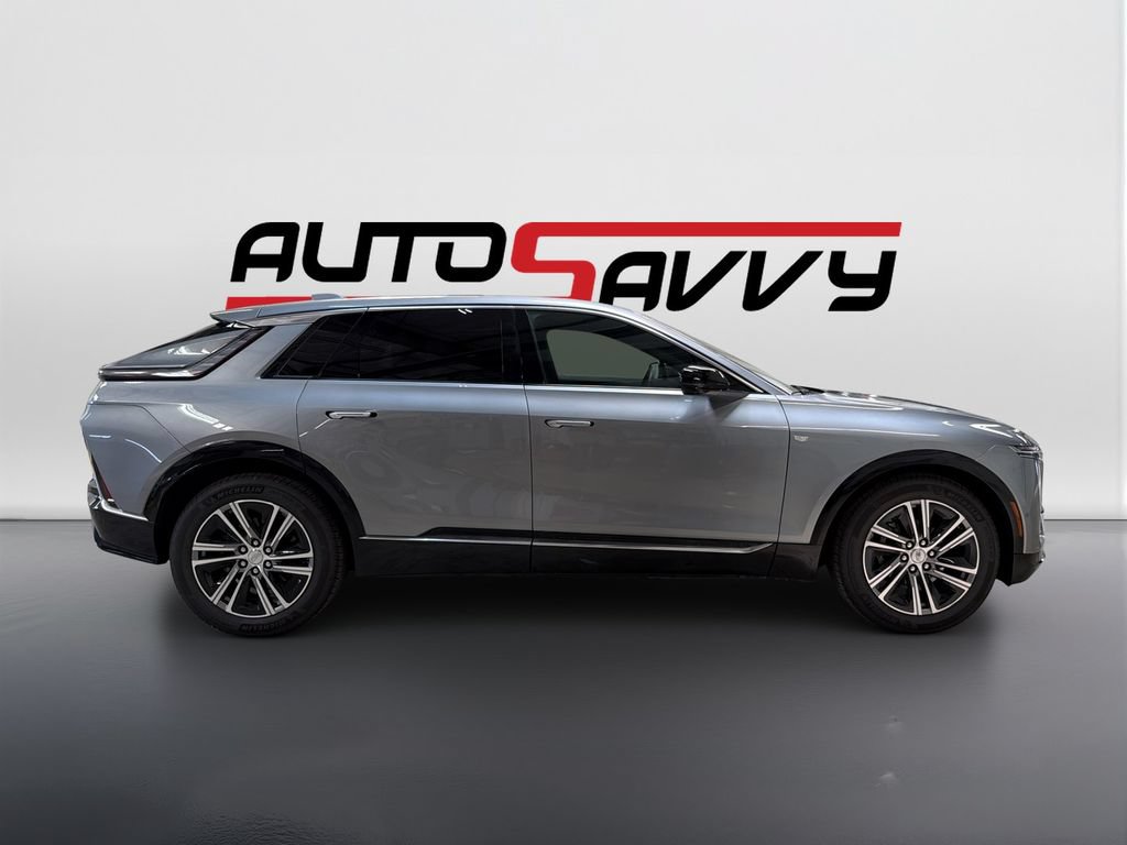 Used 2025 Cadillac Lyriq Luxury RWD image 4