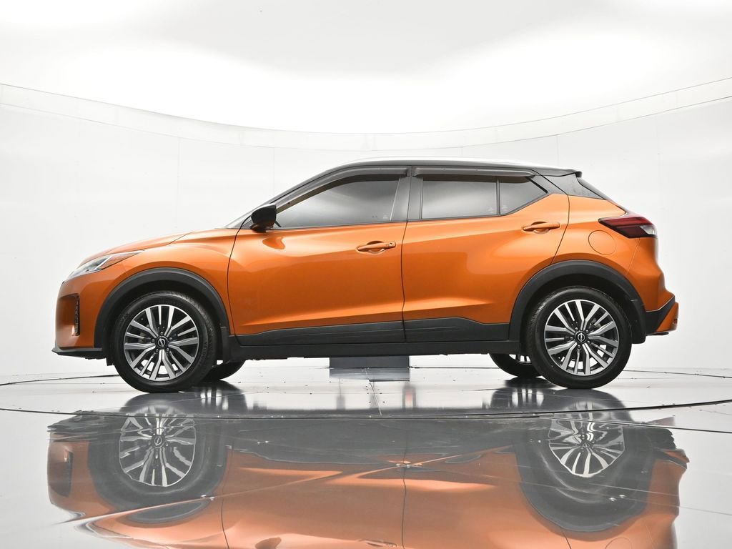 Used 2022 Nissan Kicks SV FWD image 42