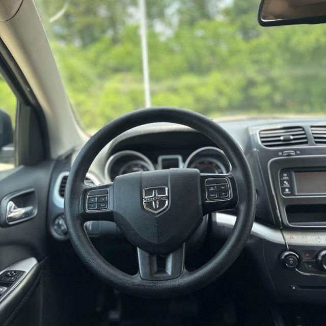 Used 2019 Dodge Journey SE FWD image 22