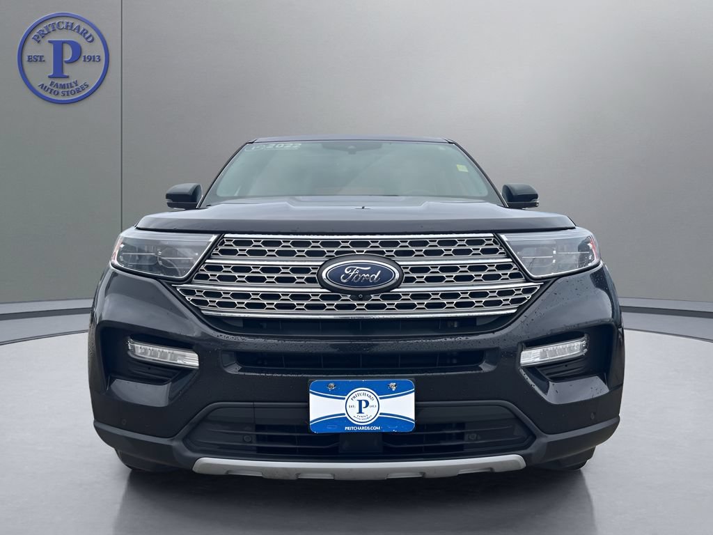 Used 2022 Ford Explorer Limited AWD/4WD image 2