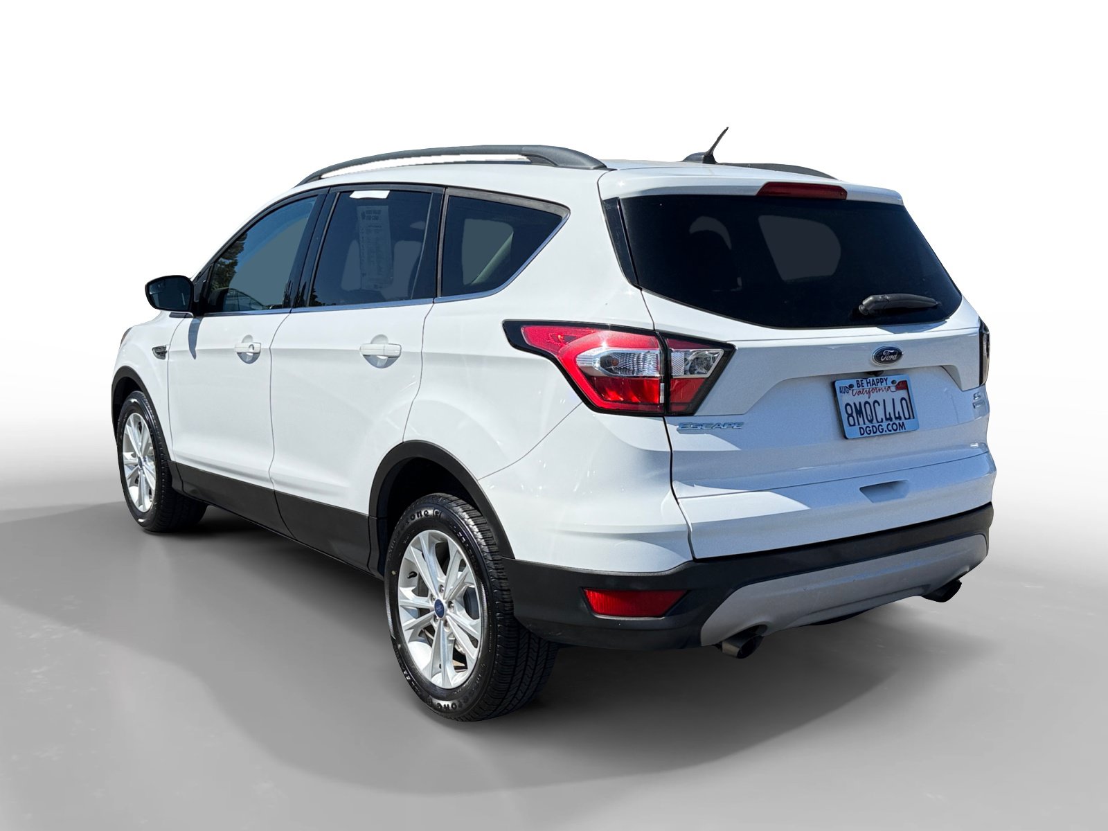 Used 2018 Ford Escape SE FWD image 3