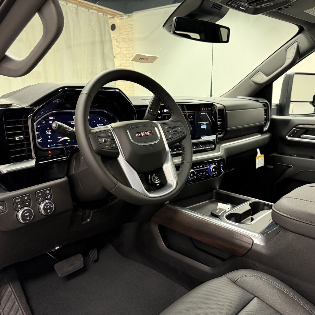 New 2026 GMC Sierra 2500 SLT image 27