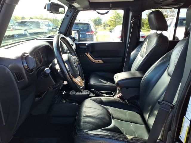 Used 2014 Jeep Wrangler Unlimited Sahara AWD/4WD image 23