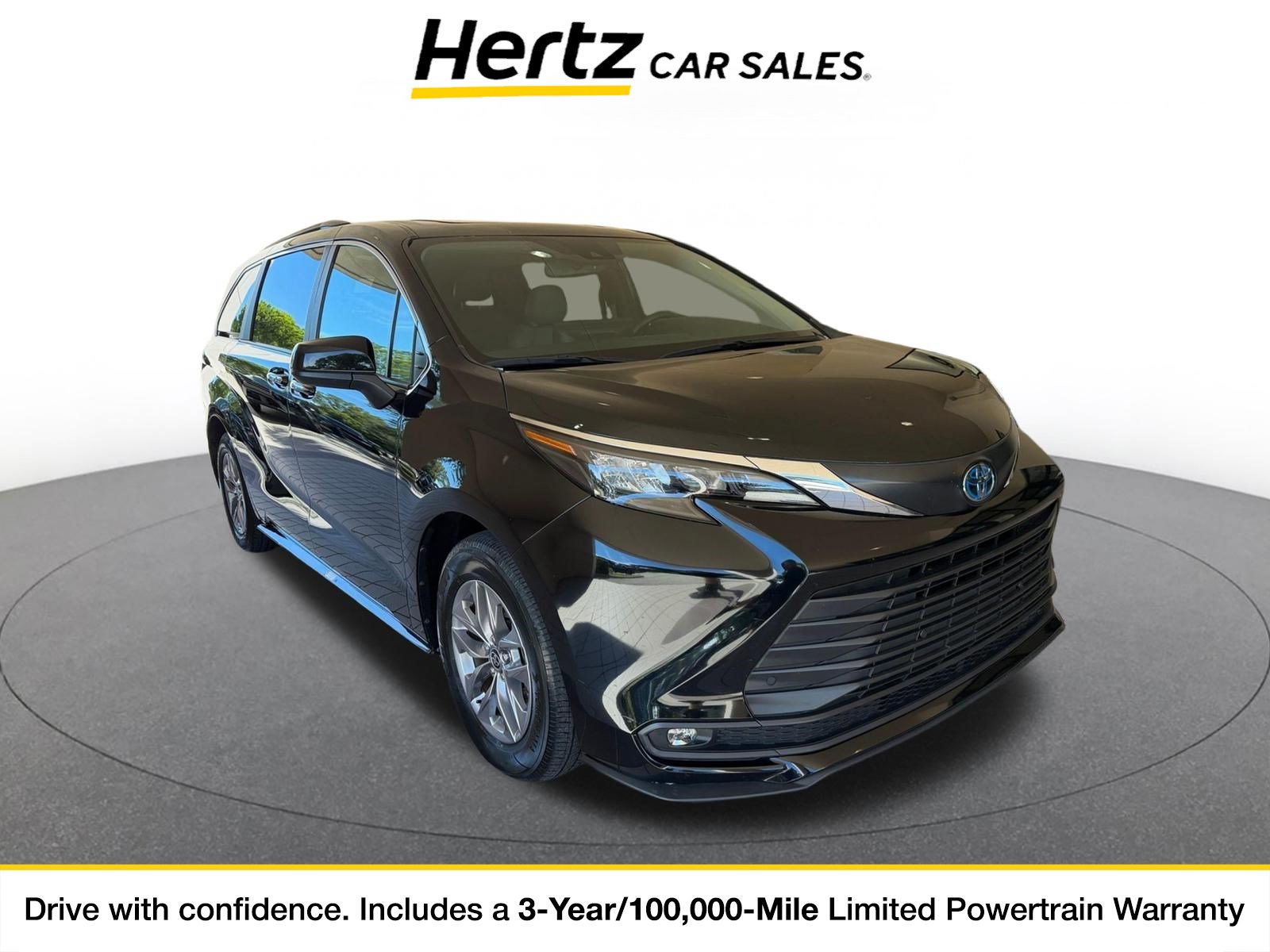 Used 2025 Toyota Sienna XLE