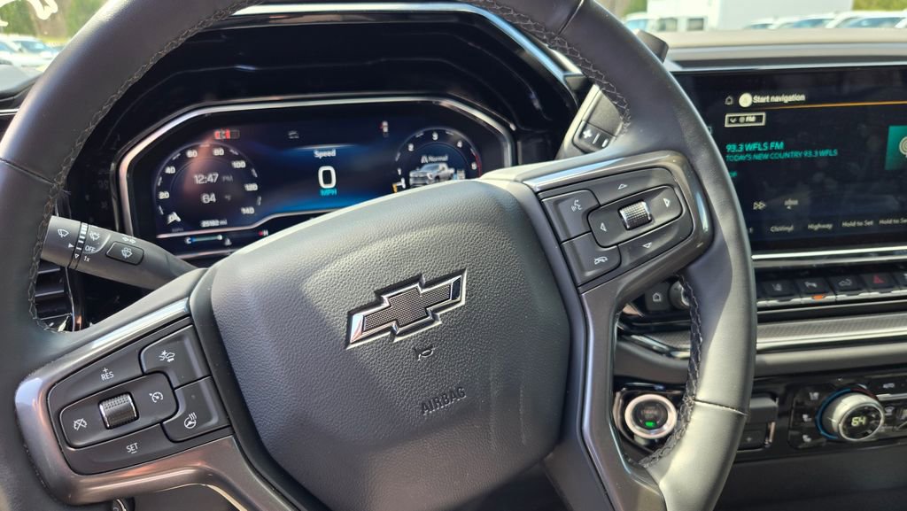 Used 2024 Chevrolet Silverado 2500 ZR2 w/ Technology Package image 20