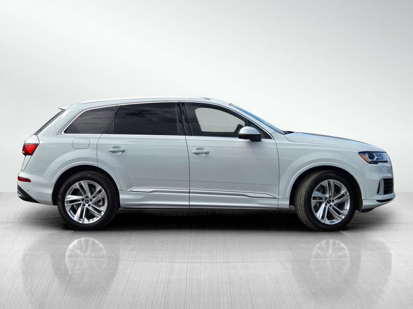 Used 2022 Audi Q7 3.0T Premium Plus AWD/4WD image 3