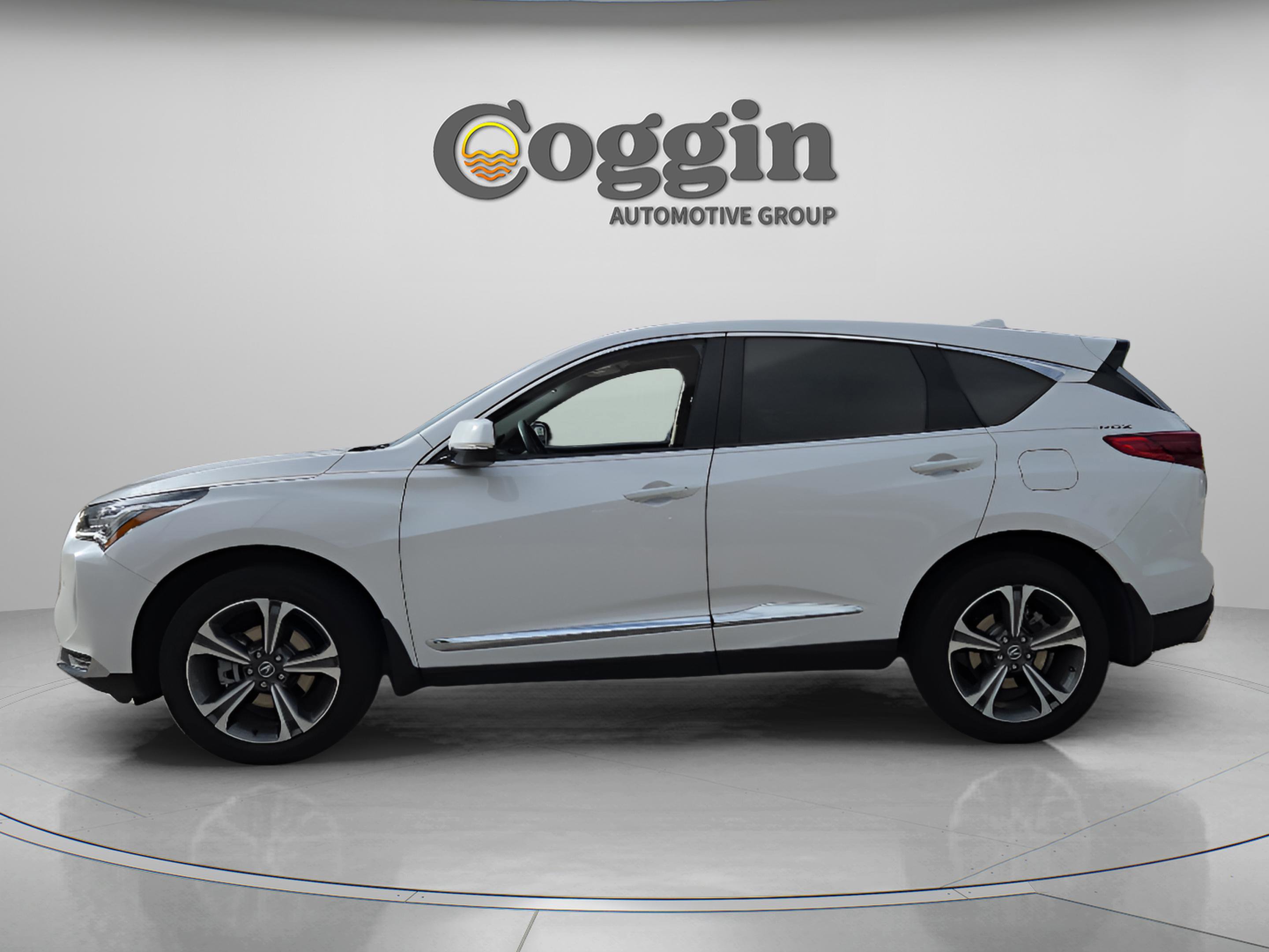 Used 2025 Acura RDX SH-AWD w/ Technology Package image 2