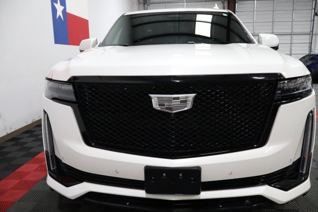 Used 2023 Cadillac Escalade Sport w/ Touring Package AWD/4WD image 4
