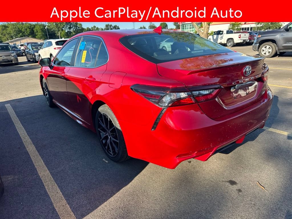 Used 2023 Toyota Camry SE FWD image 4