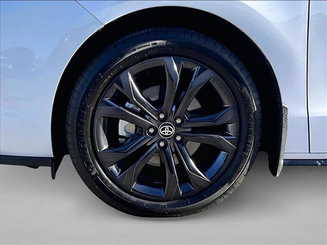 Used 2026 Toyota Sienna XSE FWD image 10