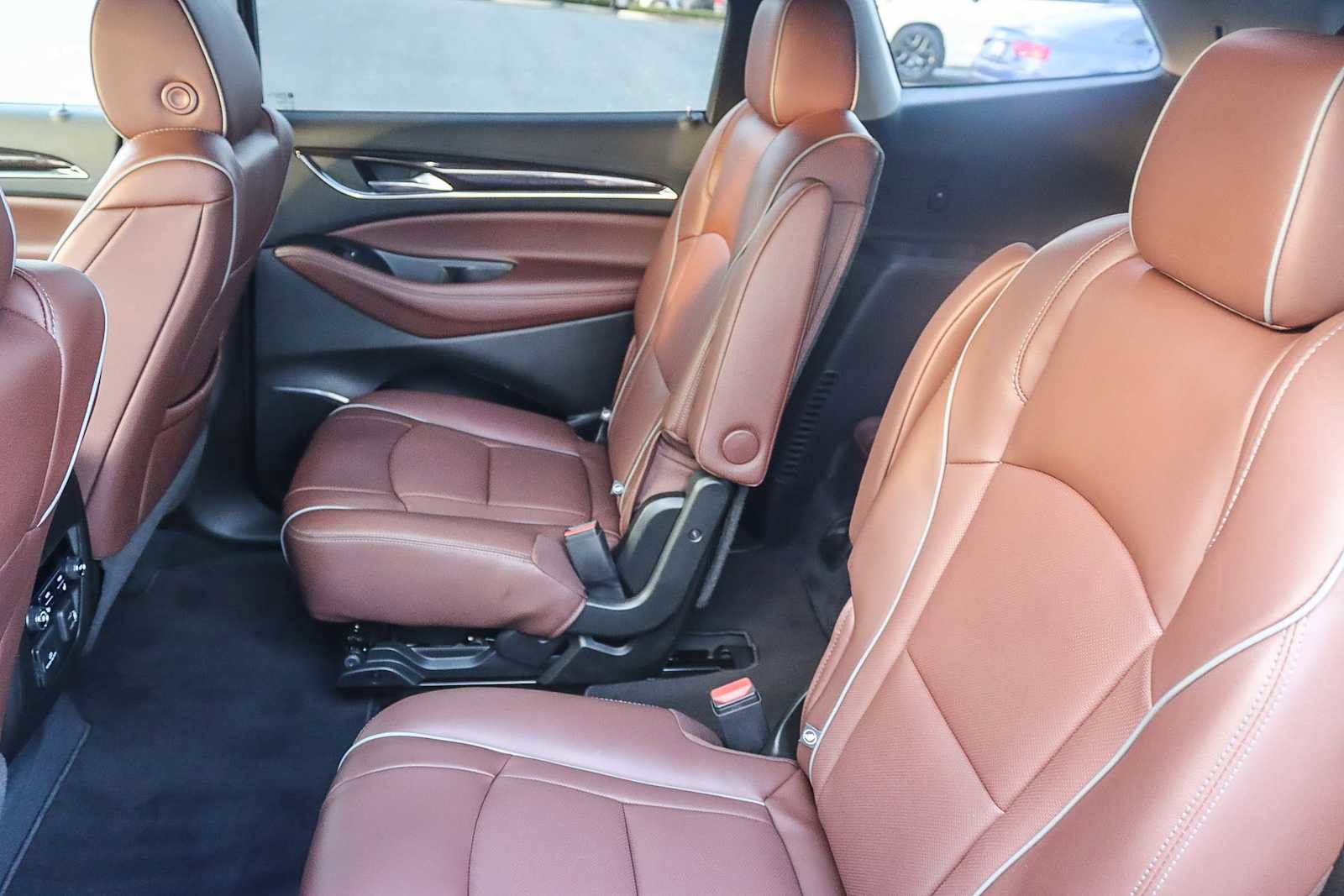 Used 2021 Buick Enclave Avenir w/ Avenir Technology Package image 16