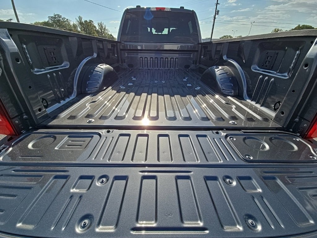 New 2026 Ford F350 Lariat image 16