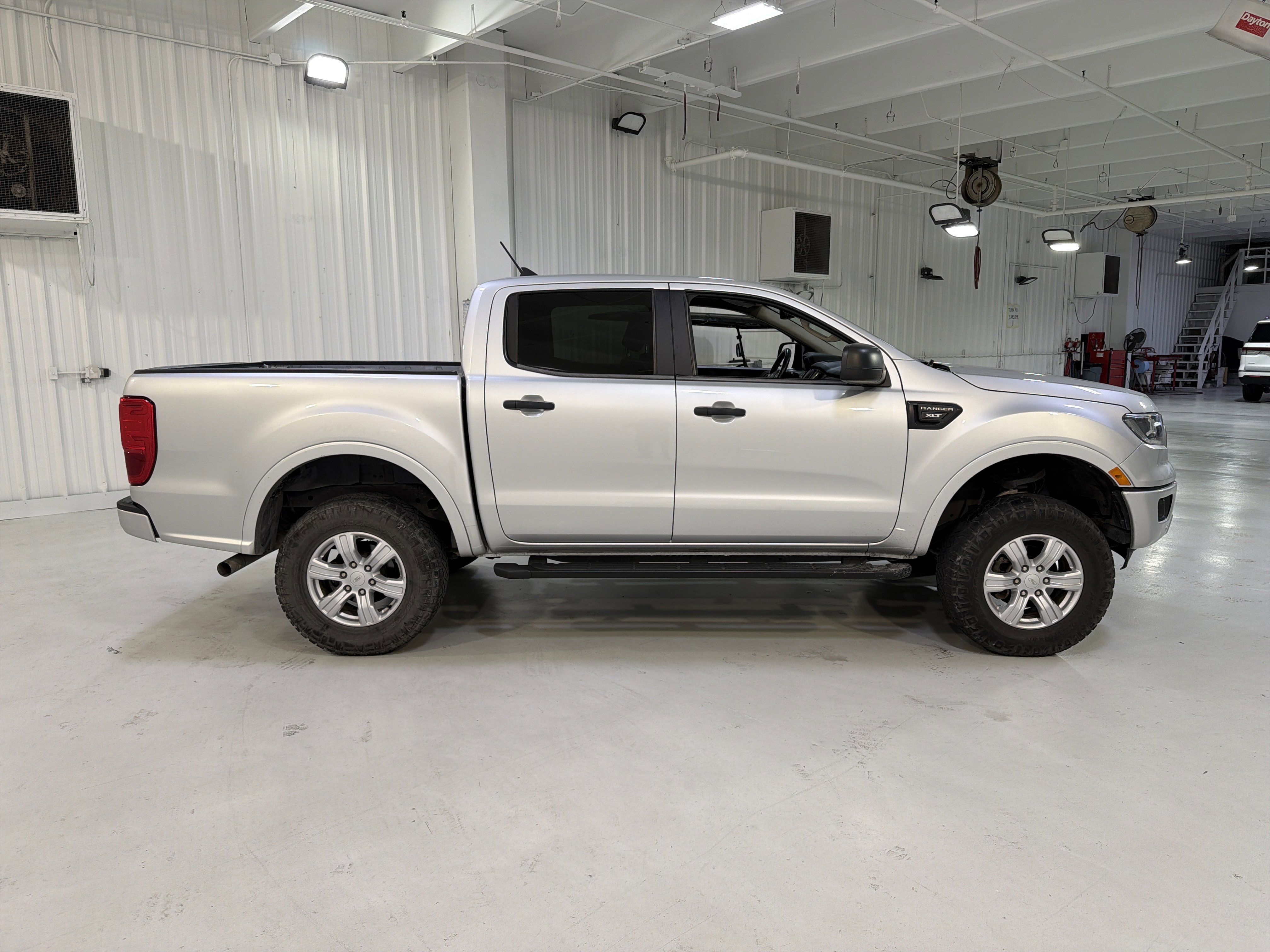 Used 2019 Ford Ranger XLT w/ Equipment Group 301A Mid AWD/4WD image 6
