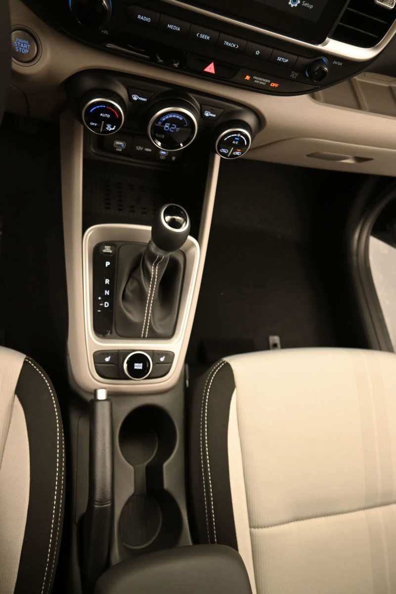 New 2026 Hyundai Venue SEL FWD image 20