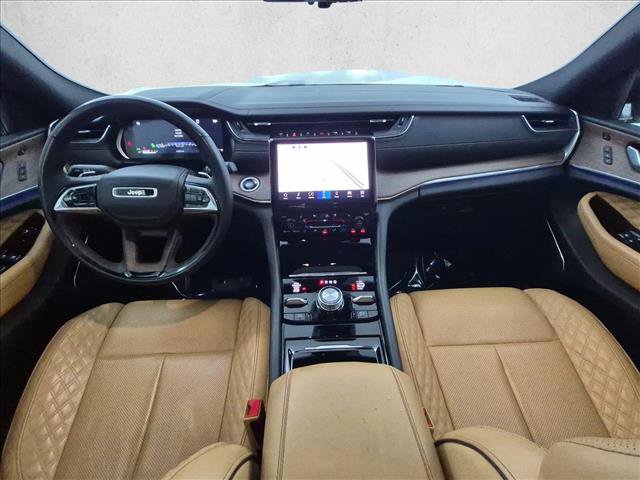 Used 2023 Jeep Grand Cherokee L Summit w/ Advanced Protech Group IV AWD/4WD image 20
