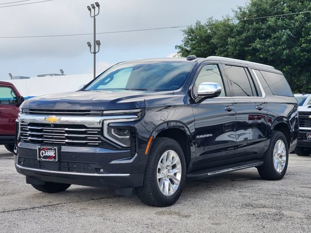 Certified 2025 Chevrolet Suburban Premier RWD image 3