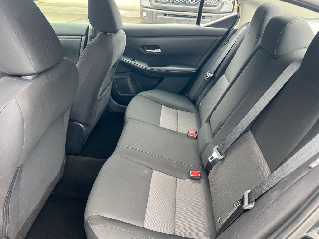 Certified 2022 Nissan Sentra SV w/ All-Weather Package FWD image 9