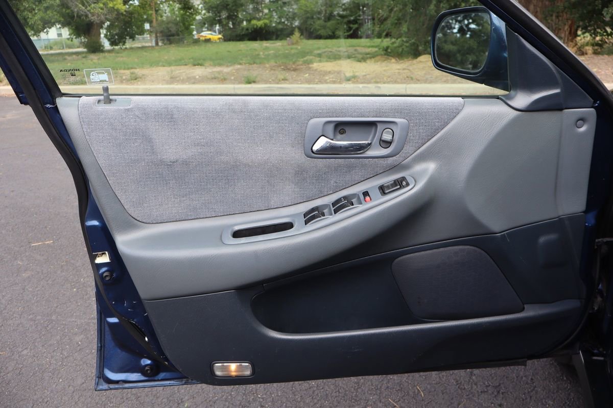 Used 2001 Honda Accord LX image 23