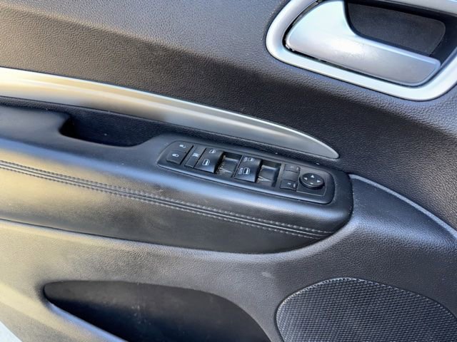 Used 2019 Dodge Durango SXT w/ 3rd Row Seating Group AWD/4WD image 8