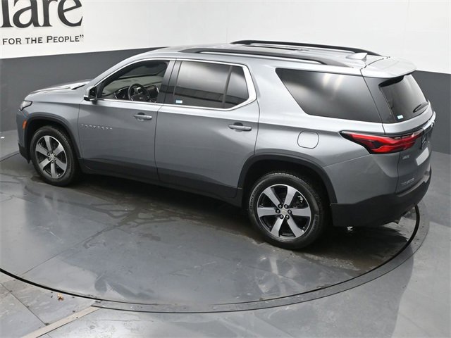Used 2023 Chevrolet Traverse LT w/ LT Premium Package image 41