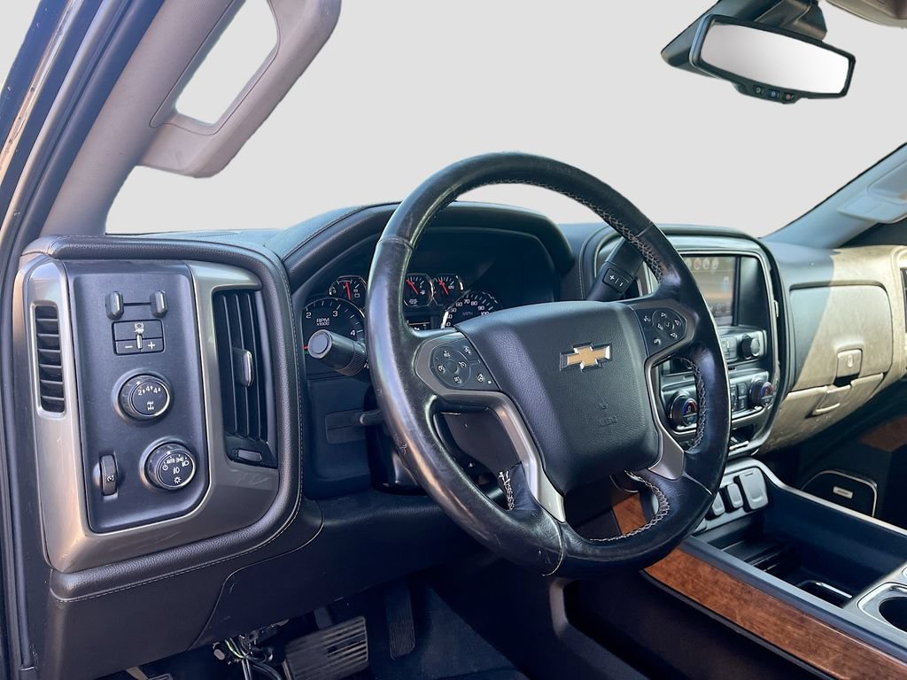 Used 2019 Chevrolet Silverado 2500 High Country w/ Duramax Plus Package AWD/4WD image 9