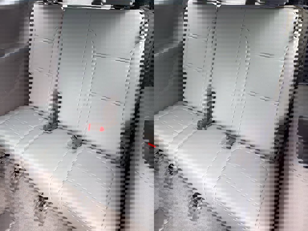 Used 2021 Chevrolet Traverse Premier image 23