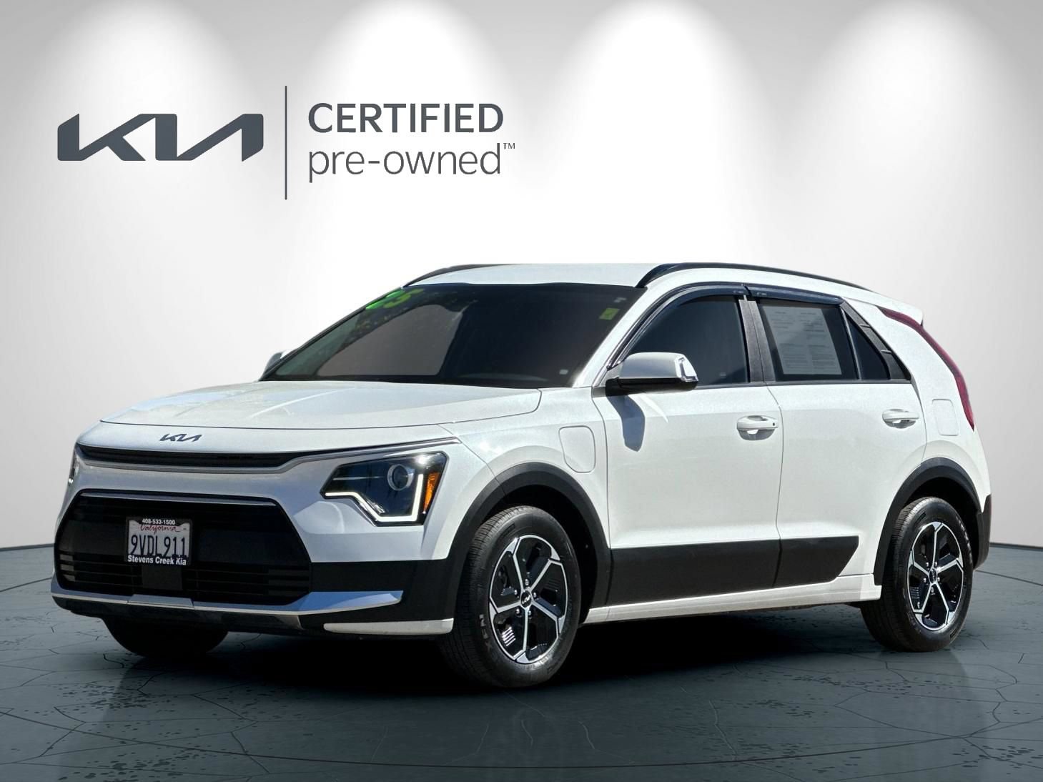 Certified 2025 Kia Niro EX FWD image 8