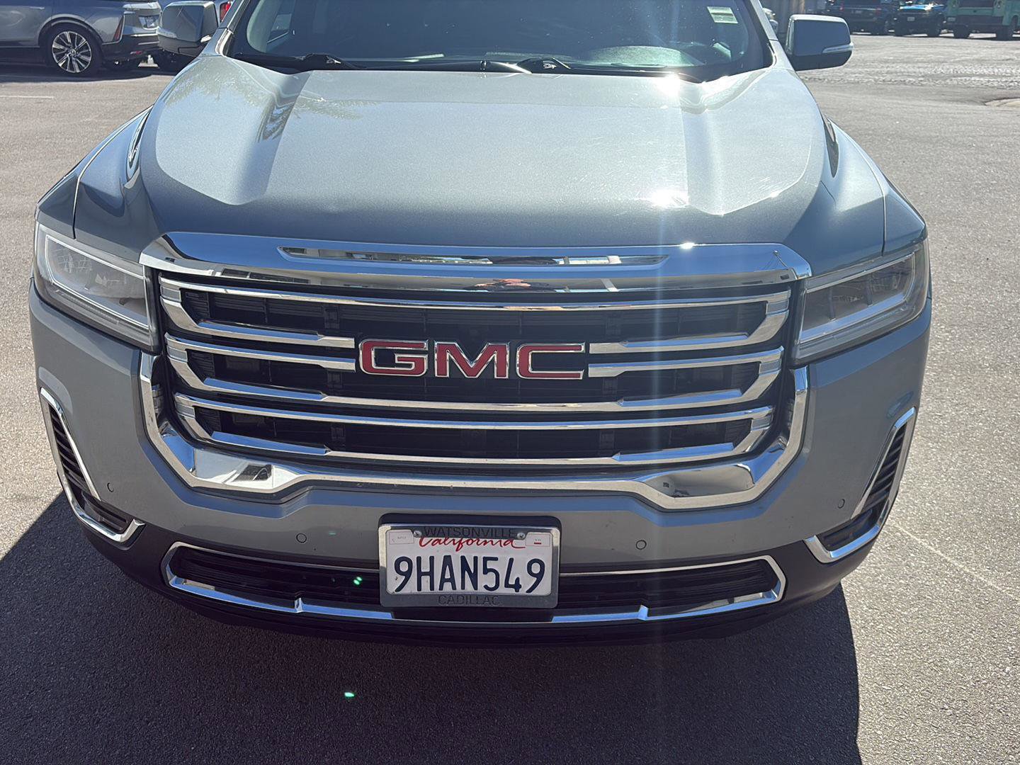 Used 2023 GMC Acadia SLE image 8