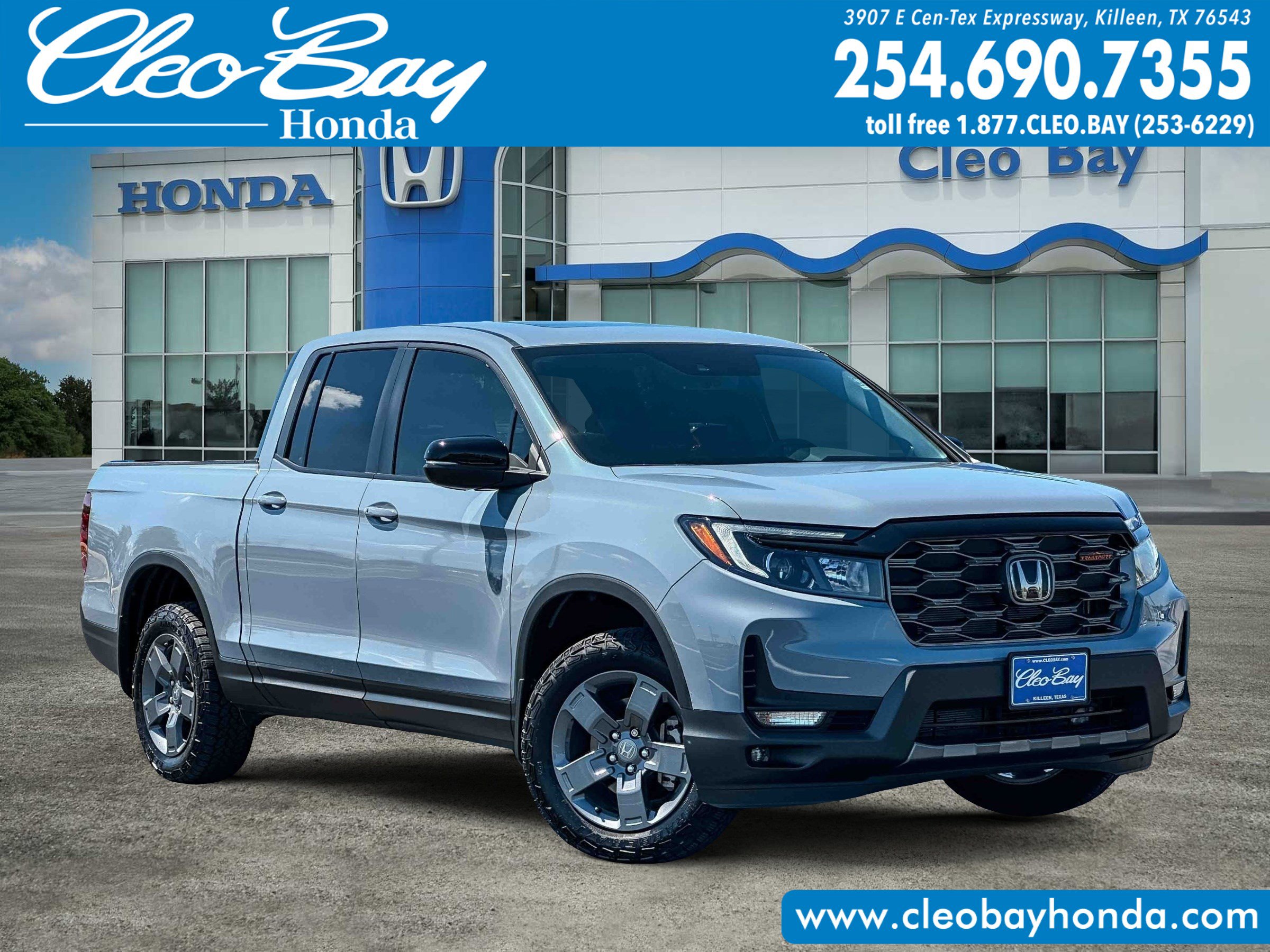 Used 2025 Honda Ridgeline TrailSport image 1