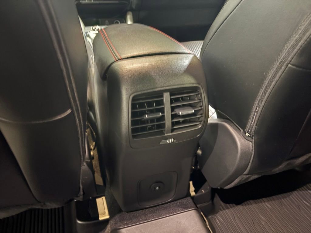 Used 2024 Ford Escape ST-Line w/ Tech Pack #1 AWD/4WD image 22