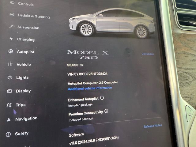 Used 2017 Tesla Model X 75D image 9