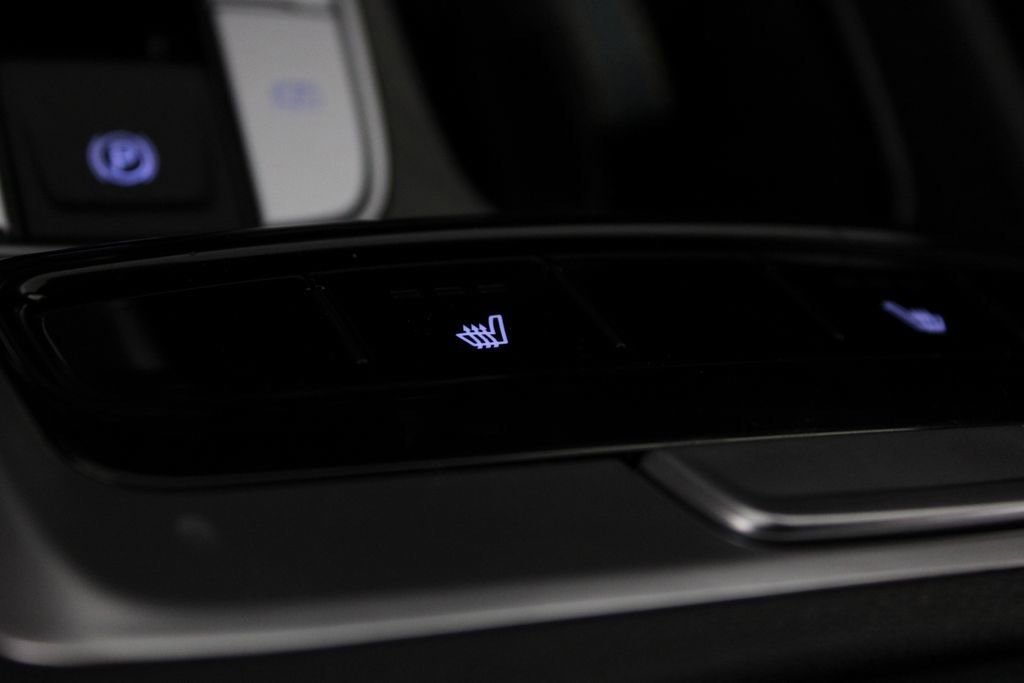 Certified 2024 Hyundai Santa Cruz SEL image 23