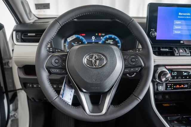New 2025 Toyota RAV4 Limited image 31