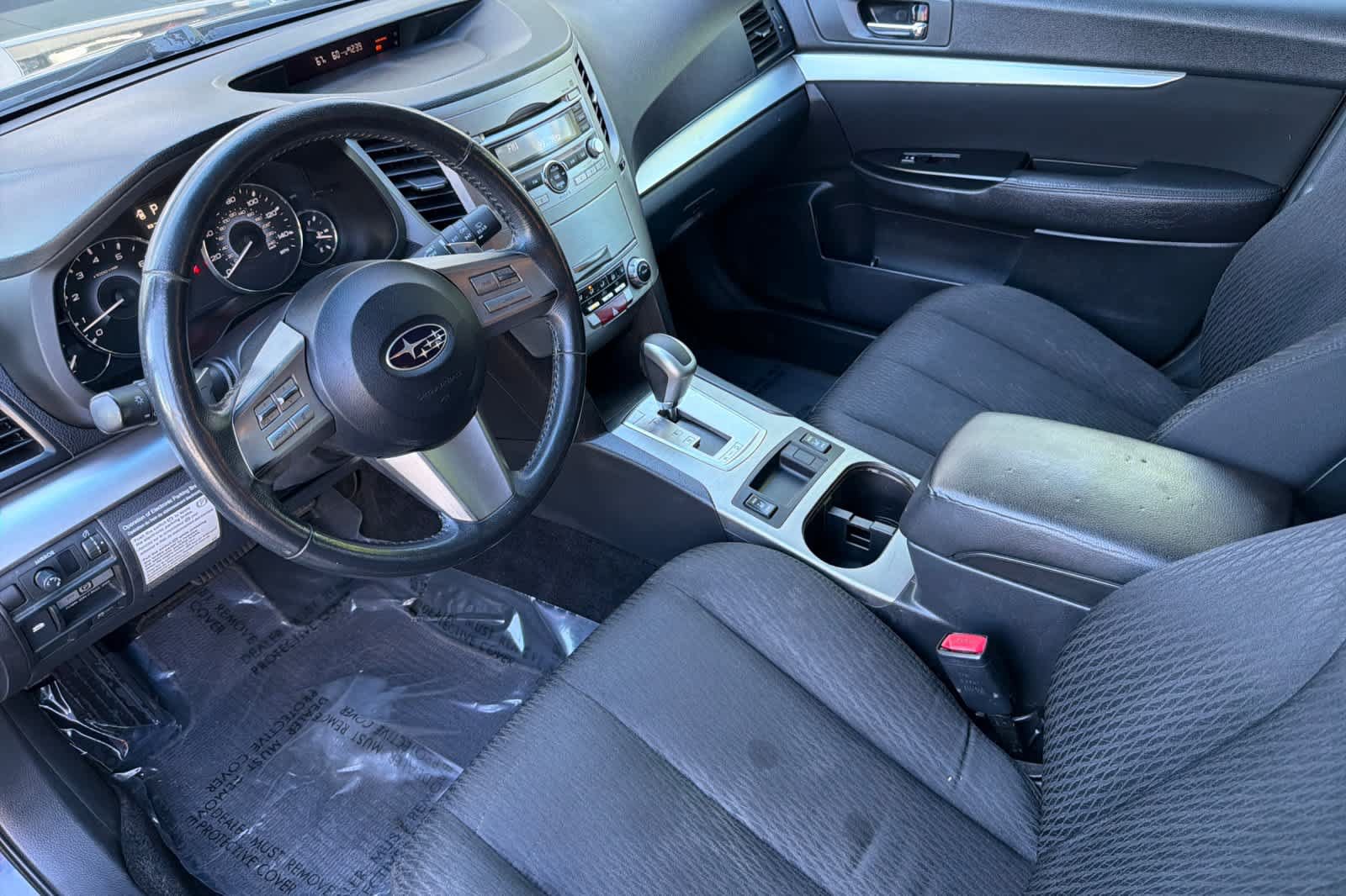 Used 2010 Subaru Outback 2.5i Premium AWD/4WD image 13