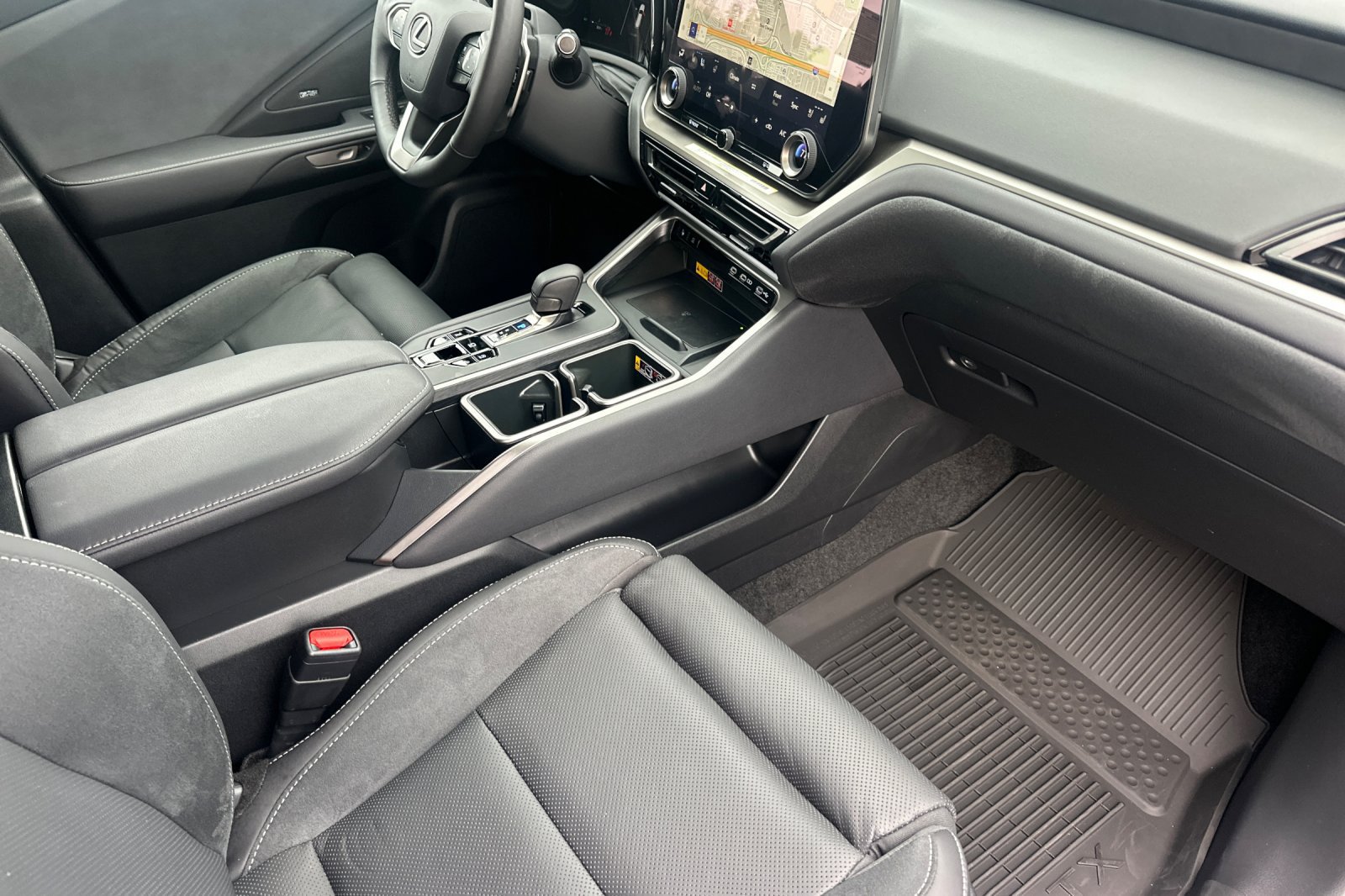 Used 2026 Lexus TX 350 AWD w/ Technology Package image 19