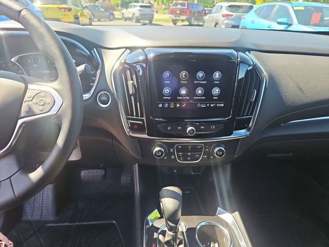 Used 2023 Chevrolet Traverse LT FWD image 18
