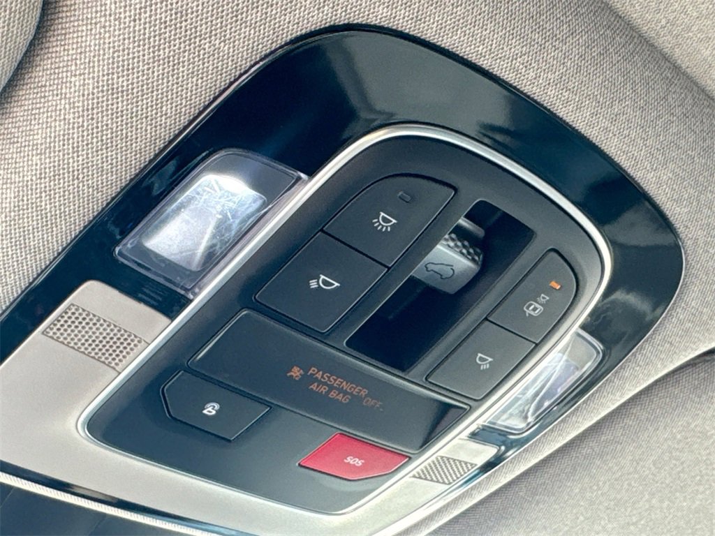 Used 2023 Hyundai Santa Fe Limited image 21