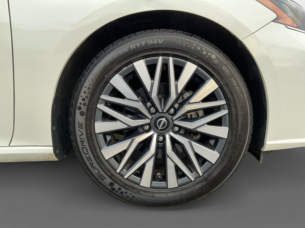Used 2023 Nissan Altima 2.5 SV image 8