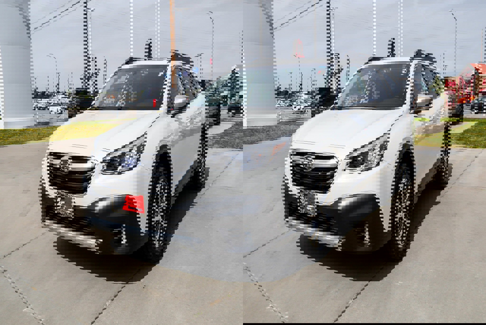 Used 2022 Subaru Outback Touring XT w/ Popular Package #2 image 4