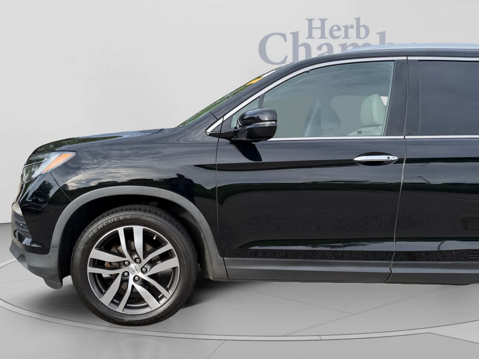 Used 2016 Honda Pilot Elite image 19