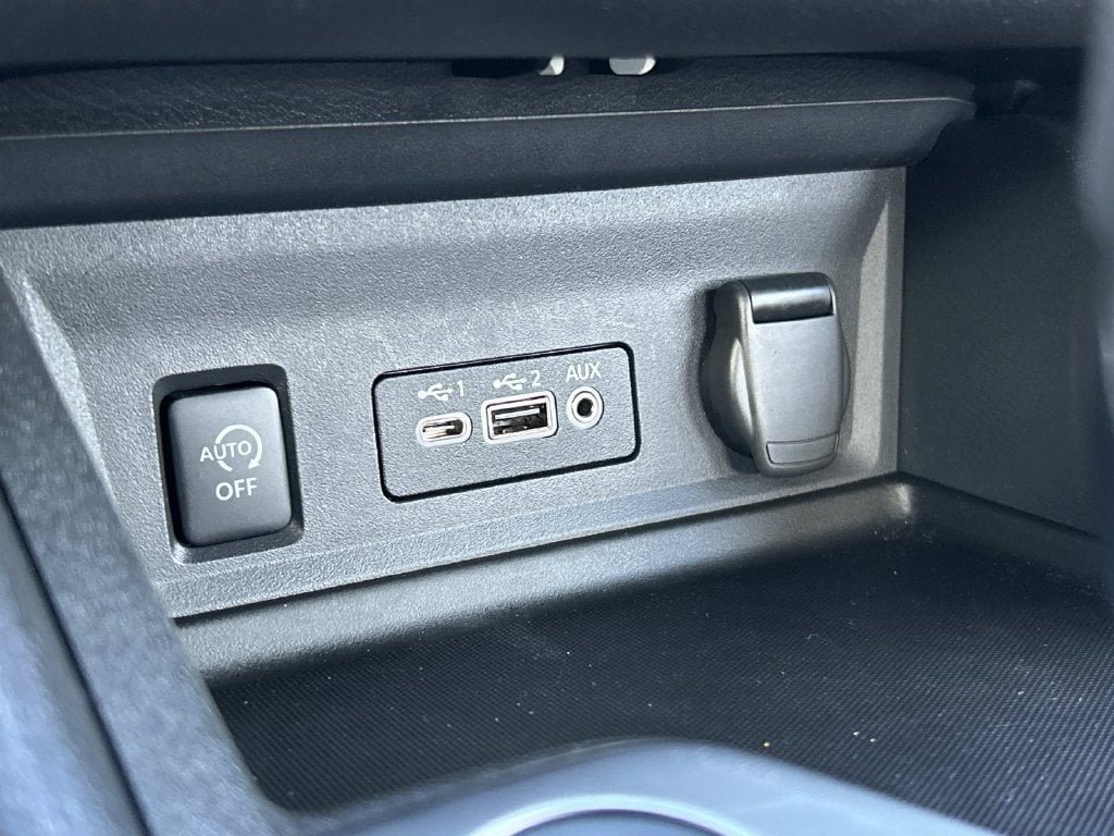 Certified 2024 Nissan Sentra SV w/ All-Weather Package FWD image 23