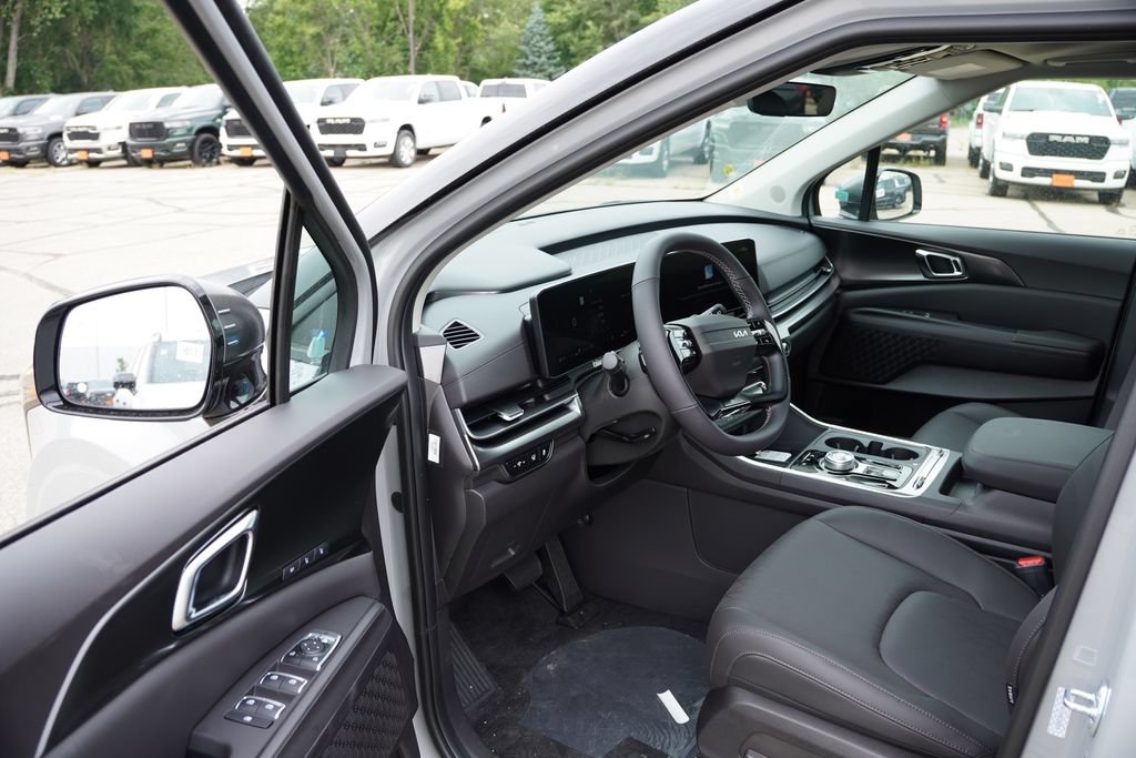 New 2027 Kia Carnival SX FWD image 10