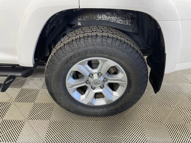 Used 2019 Toyota 4Runner SR5 Premium AWD/4WD image 20